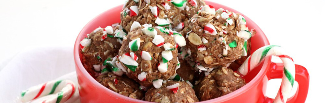 Prepared Vegan Mint Chocolate Protein Balls on a plate.